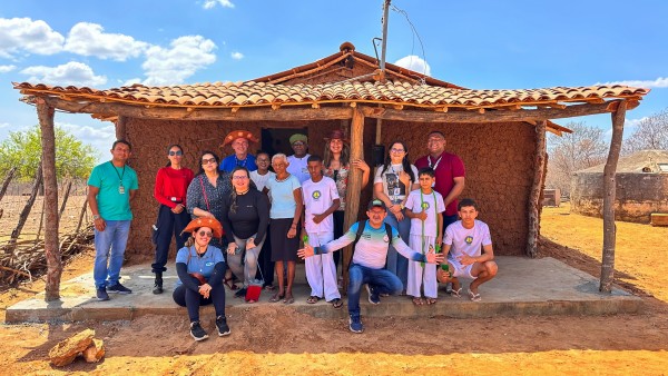 Raízes e Ritmos da Comunidade Vinhas